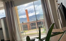 Lindo apartamento em frente a UFOP com garagem